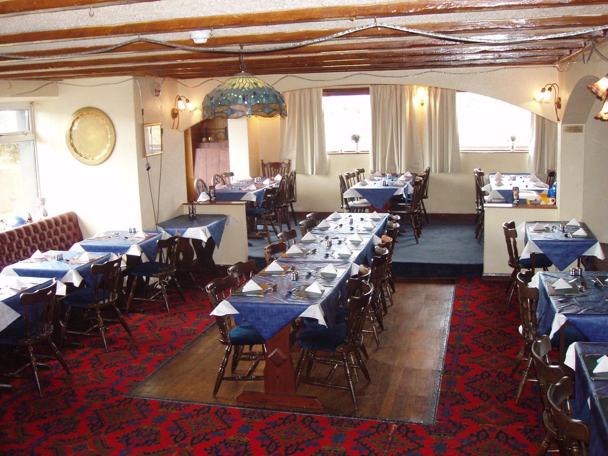Hotel The Windsor Haverfordwest Exterior foto