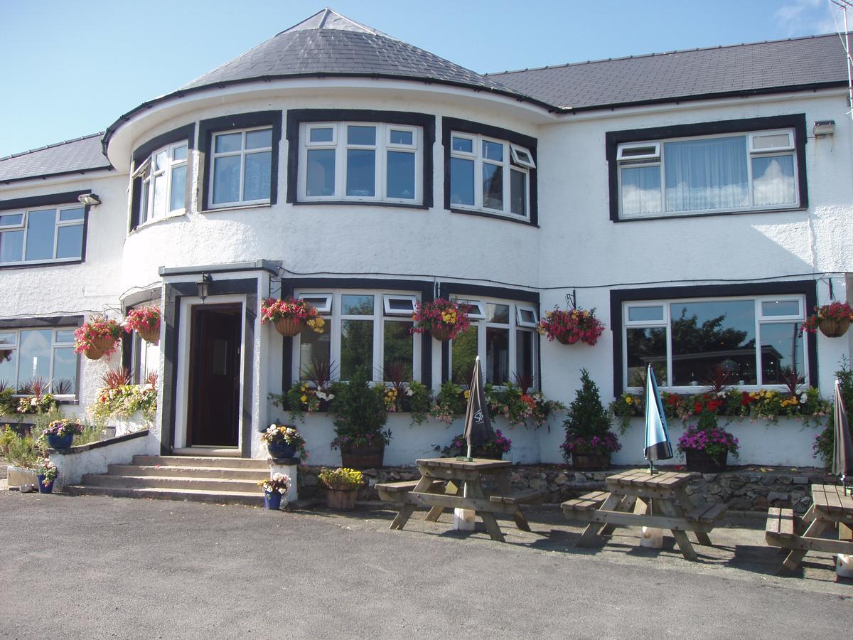 Hotel The Windsor Haverfordwest Exterior foto