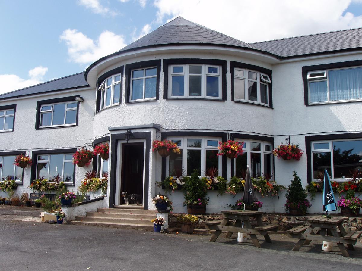 Hotel The Windsor Haverfordwest Exterior foto